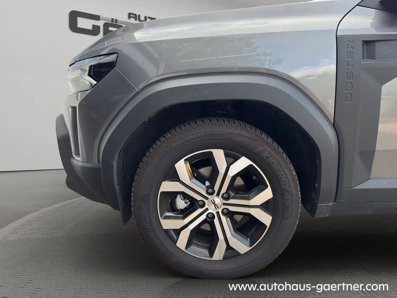 Dacia Duster Full Hybrid 140 Expression R-Cam Winterpaket AppleCarplay & Android-Auto — معرض صور السيارة 6