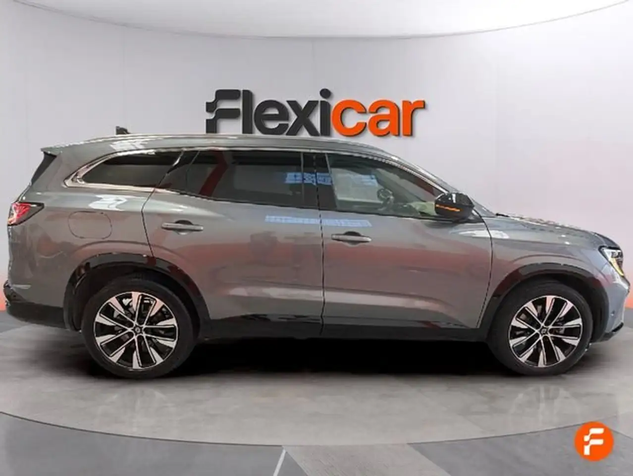 Renault Espace Iconic E-Tech full hybrid 146kW 7p — معرض صور السيارة 9