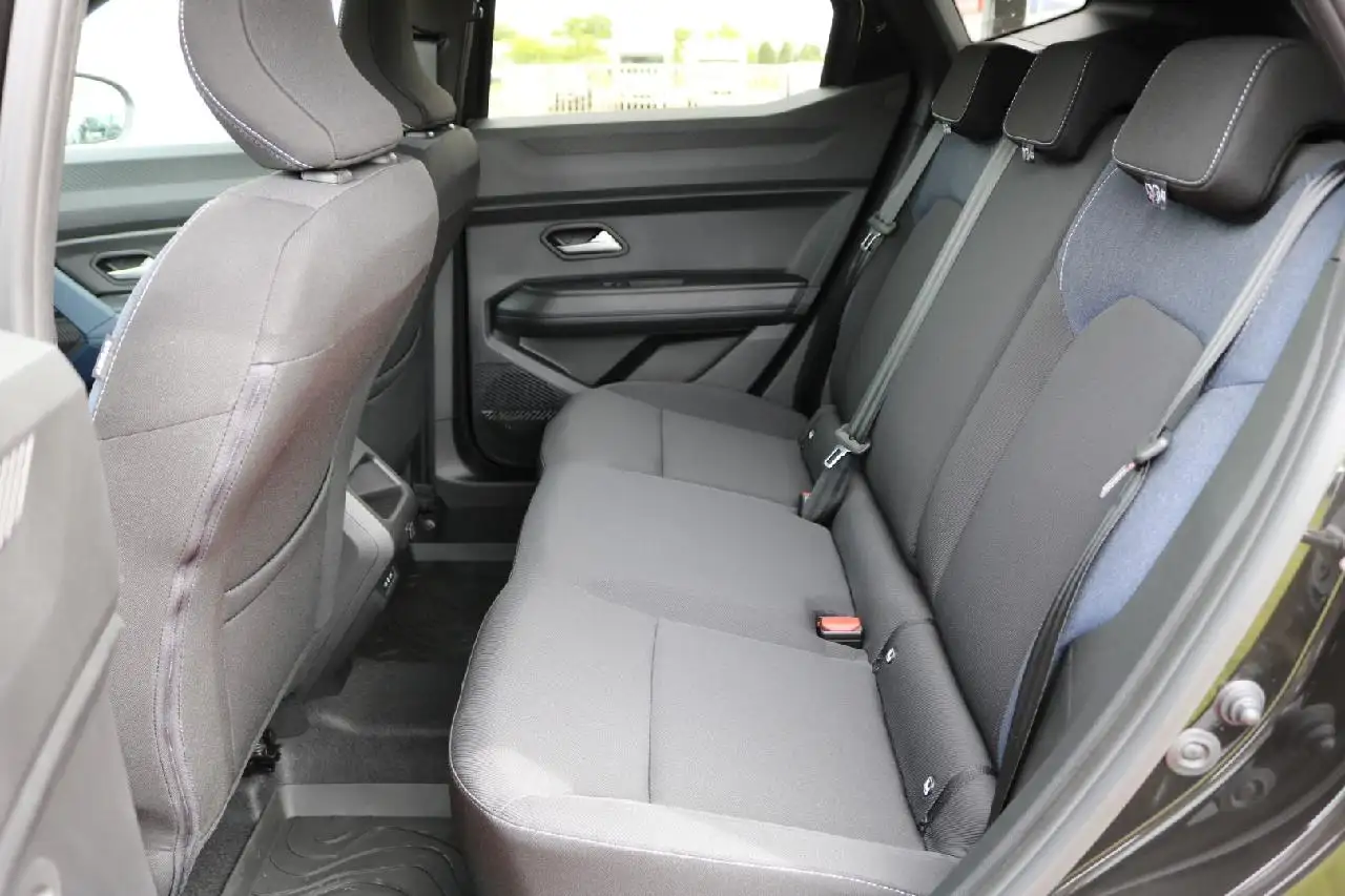 Dacia Duster ECO-G100 Journey-WINTERPAKET-KAMERA-SHZ-PDC — معرض صور السيارة 5