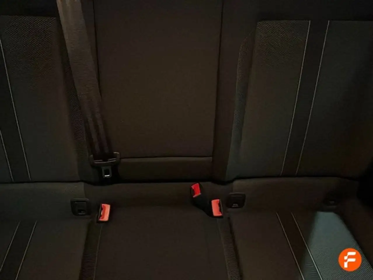 Volkswagen T-Roc 1.0 TSI Life 81kW — معرض صور السيارة 16