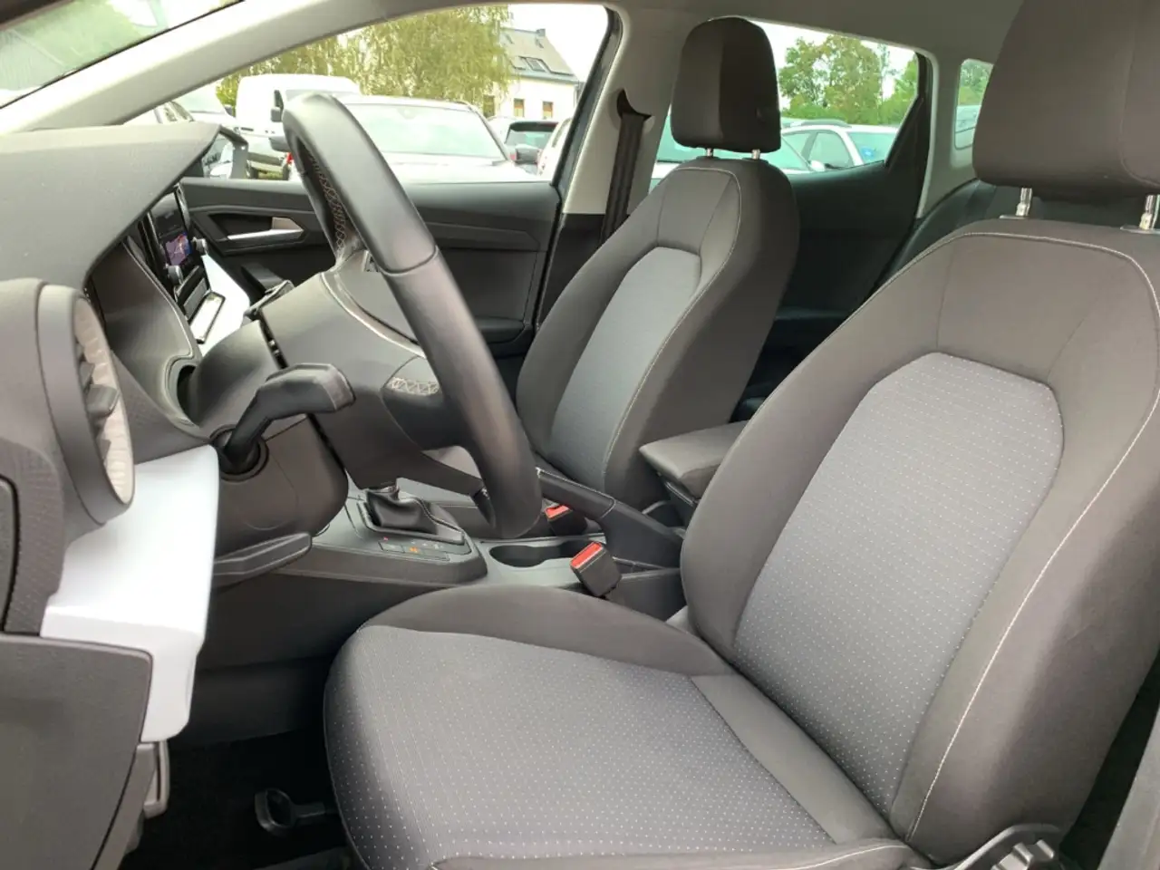 SEAT Ibiza 1.0 TSI STYLE EDITION Style Edition ACC+KLIMA+LED+ — Galerie du véhicule 9