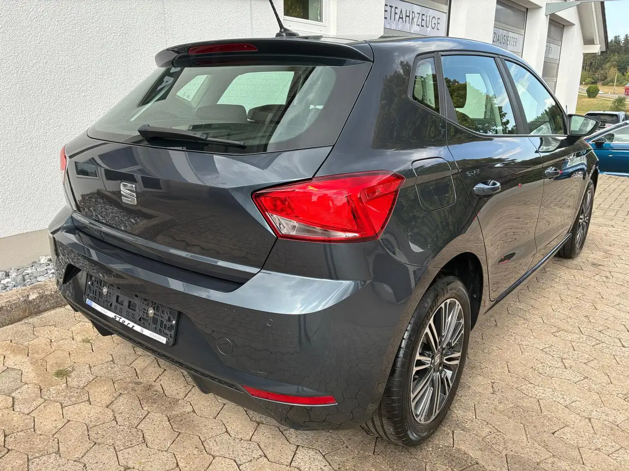 SEAT Ibiza Style Edition 1.0TSI LED PDC GRA FULL-LINK — معرض صور السيارة 7