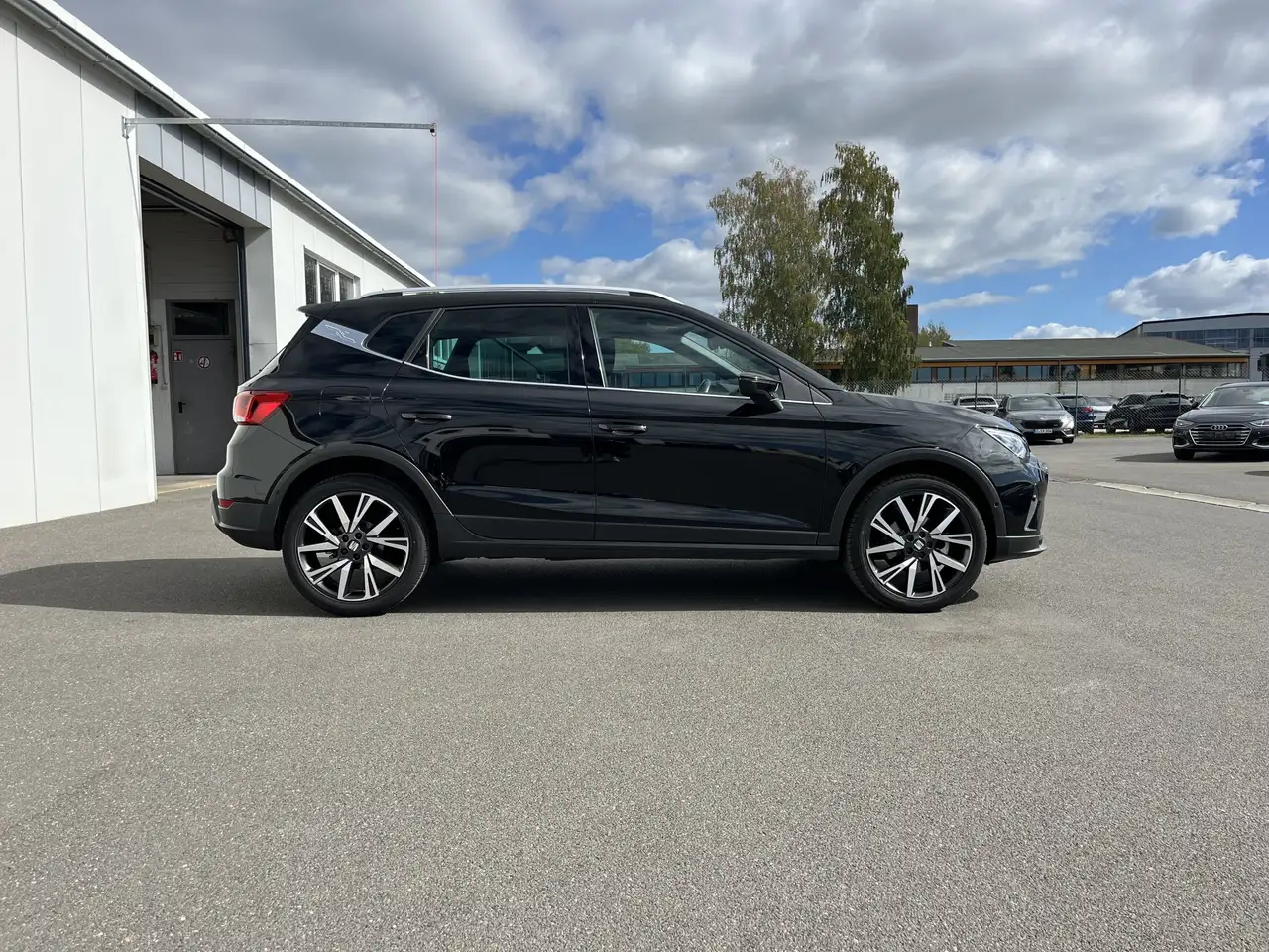 SEAT Arona 1.0 TSI FR 116€ m.20% Anz. Navi ACC LED RFK SHZ — Vehicle gallery 5