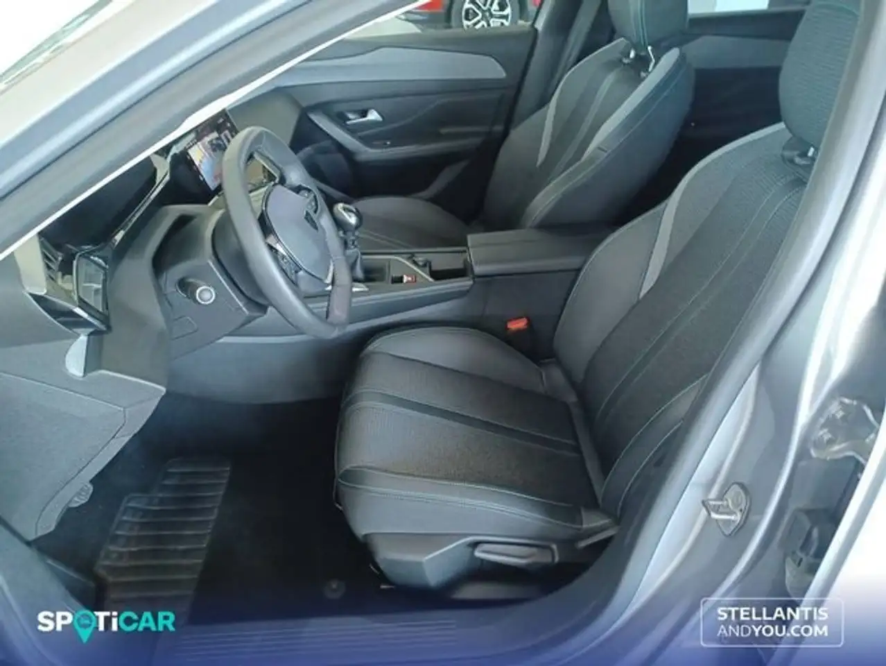 Peugeot 308 SW 1.2 PureTech S&S Allure 130 — معرض صور السيارة 9