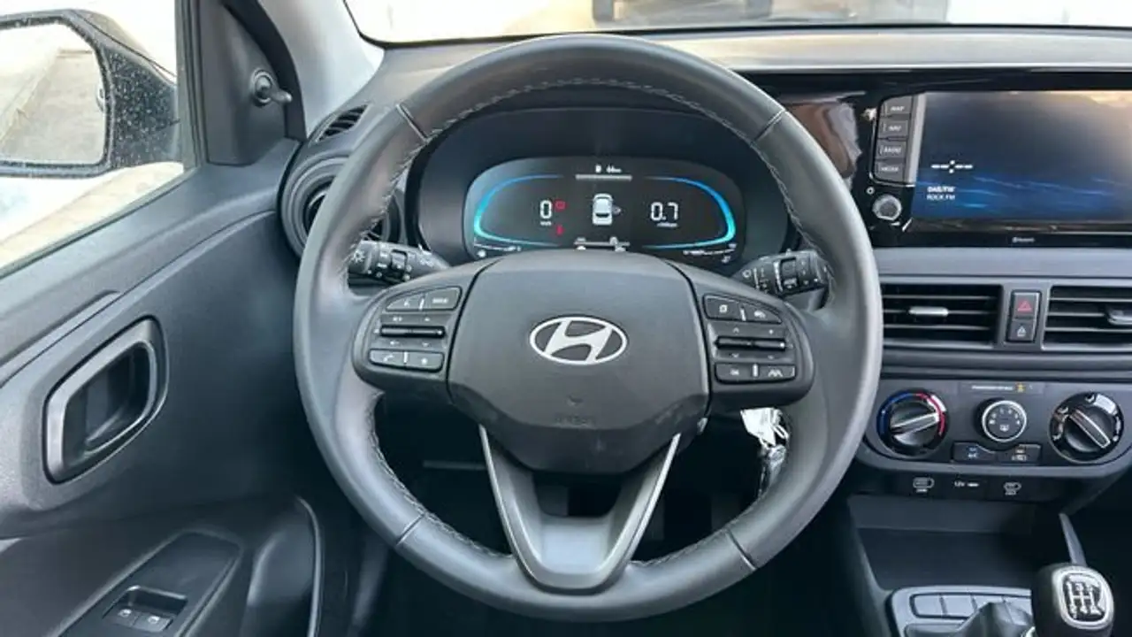 Hyundai i10 1.0 Essence — Galerie du véhicule 21