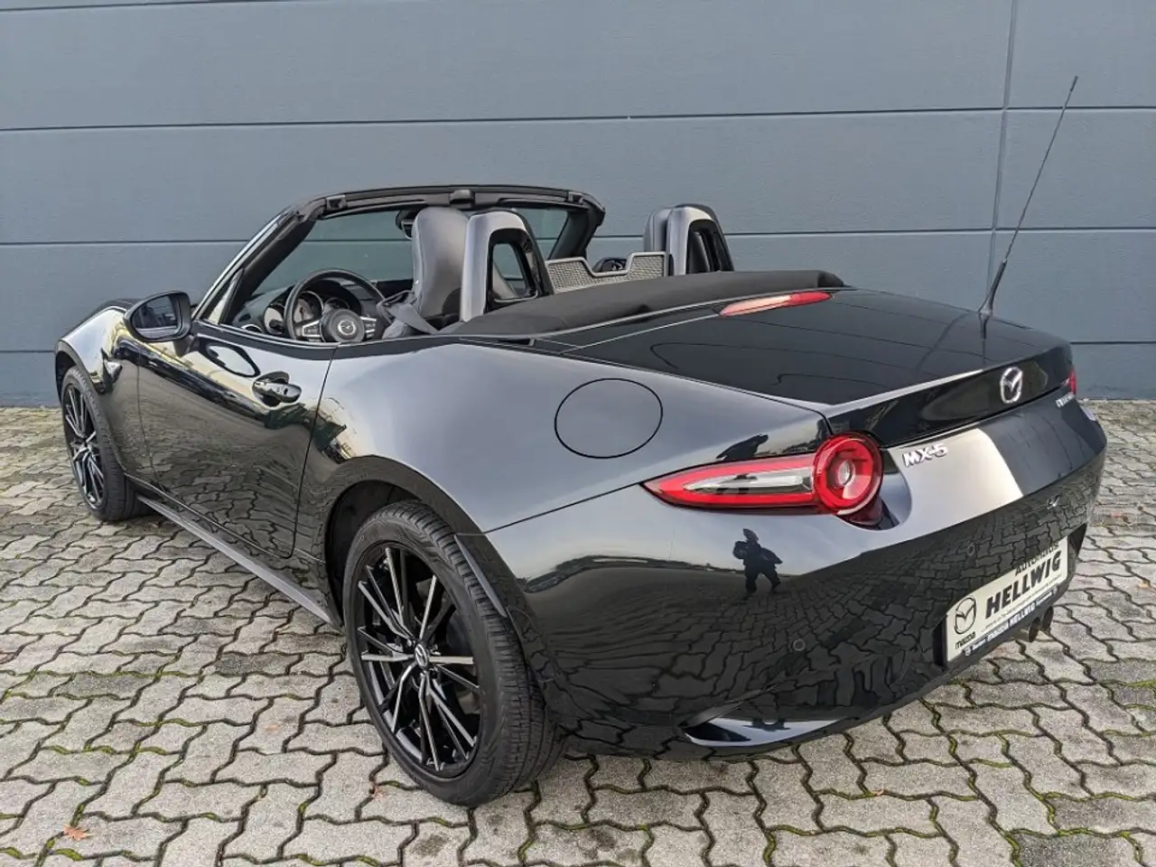 Mazda MX-5 2.0l Exclusive Leder Bose Matrix-LED Navi — Galería del vehículo 13