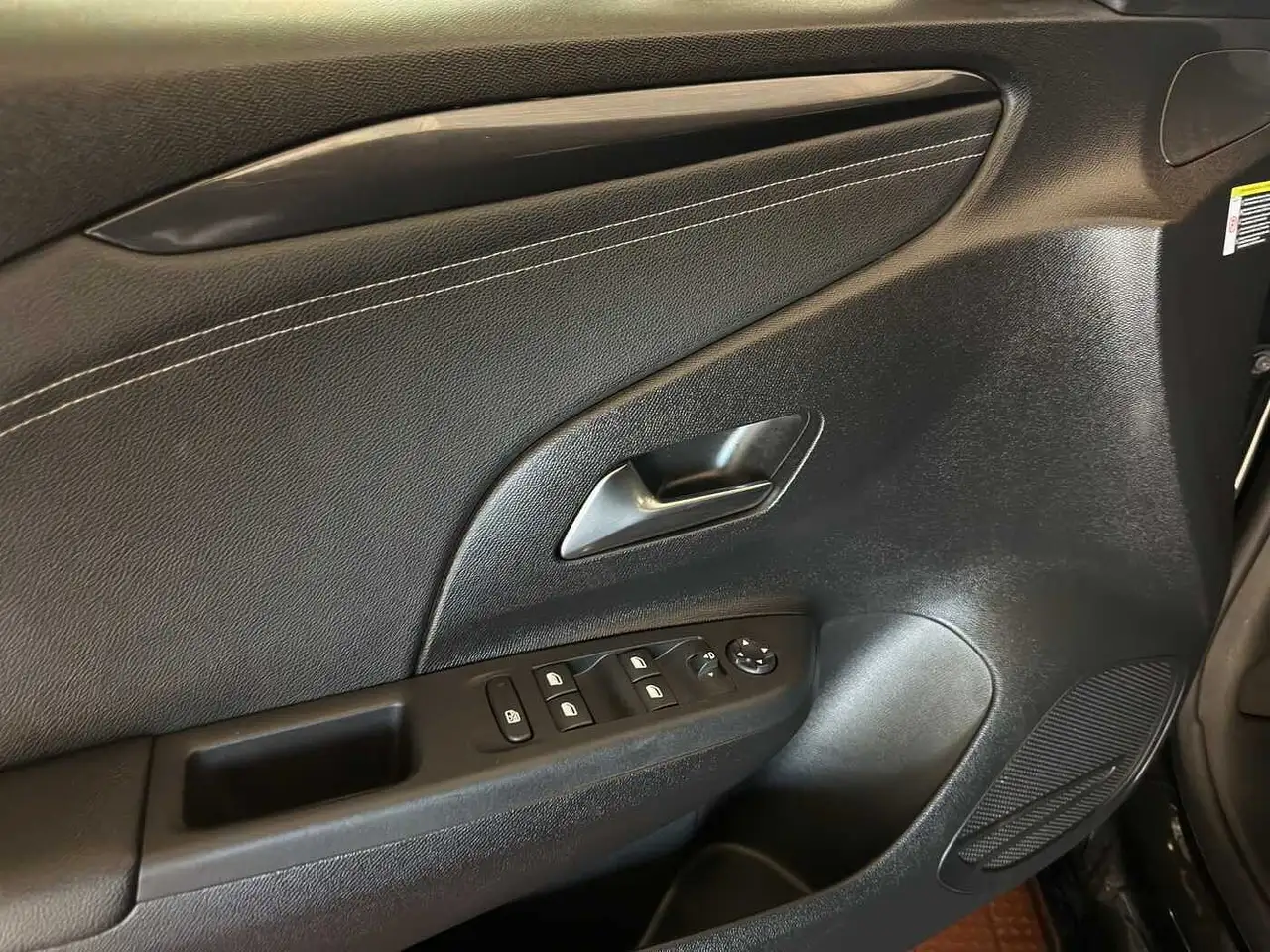 Opel Corsa GS //Navi/ Winterpaket/Kamera/ — Galería del vehículo 10