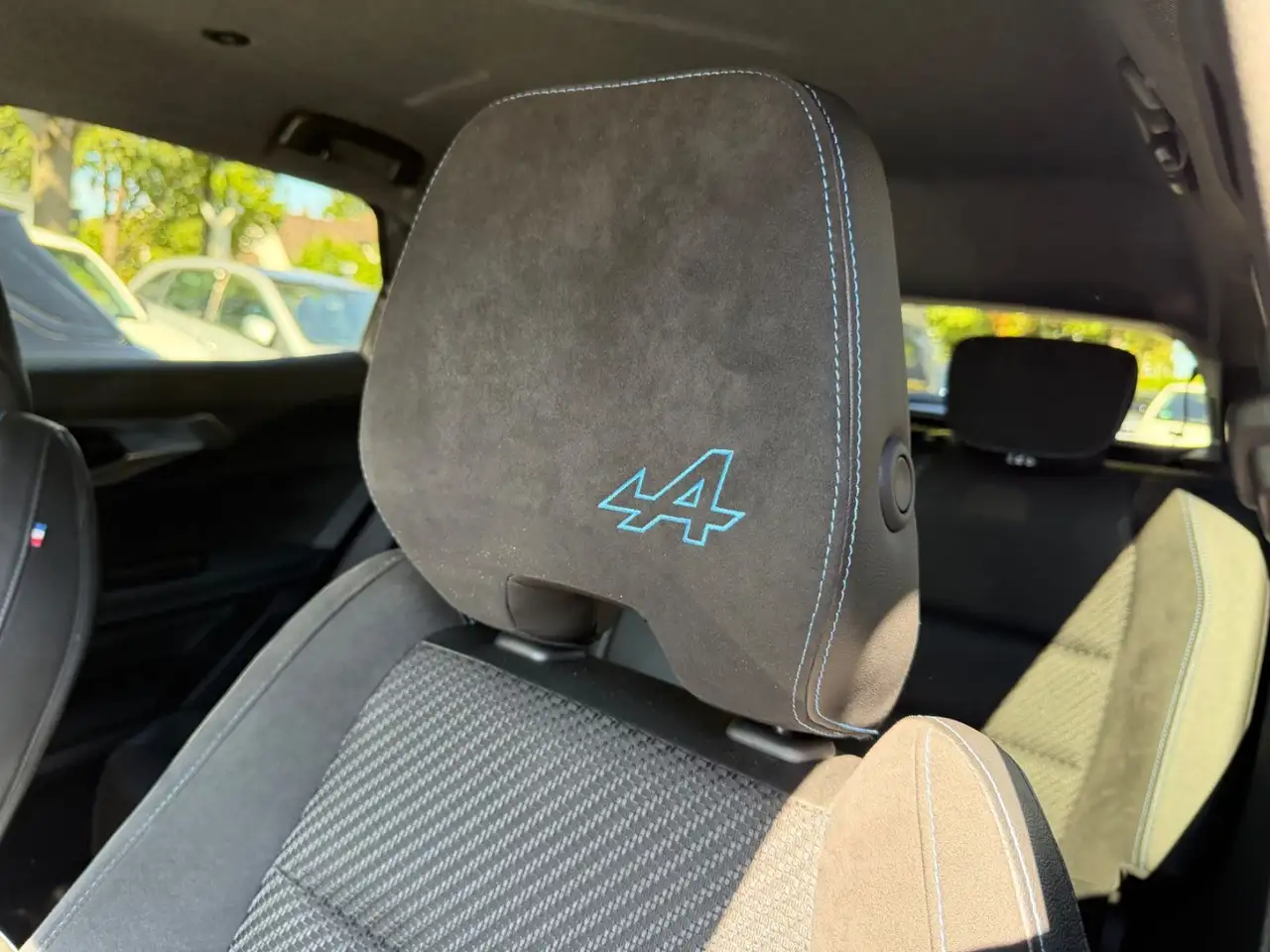 Renault Austral "TECHNO ESPRIT ALPINE" KAM/LED/ALU 20" — معرض صور السيارة 26