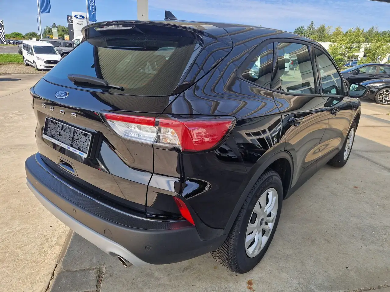 Ford Kuga Cool & Connect 1,5l 150 PS *PPS *NAVI *AHK! — Vehicle gallery 4