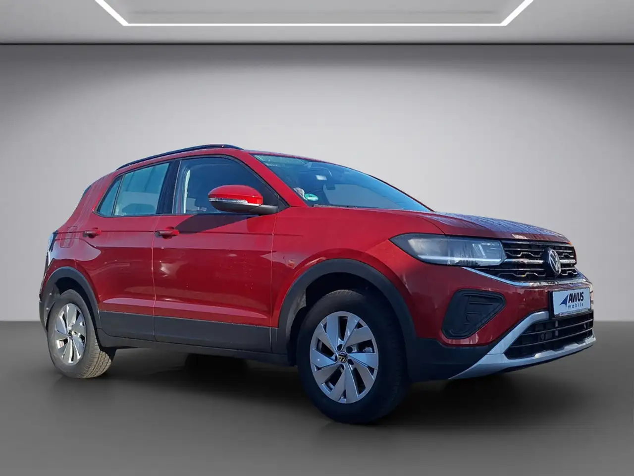 Volkswagen T-Cross 1.0TSI Life — Vehicle gallery 8