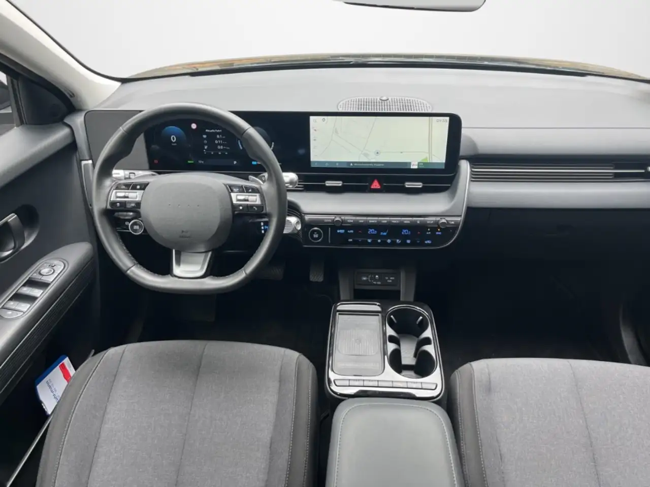 Hyundai IONIQ 5 DYNAMIQ 84 kWh Navi Digitales Cockpit LED ACC Appl — Galería del vehículo 11
