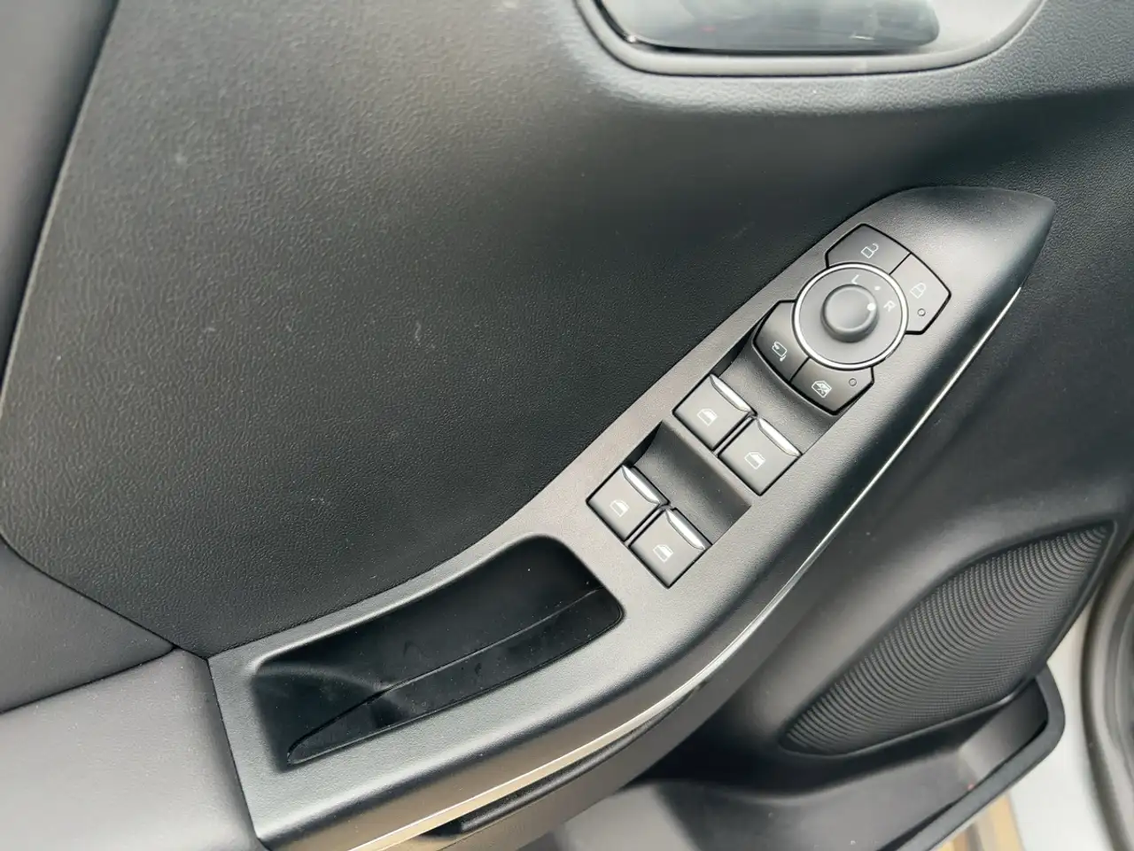 Ford Puma ST-Line X LED+Navi+Kamera+Winterpaket — معرض صور السيارة 14