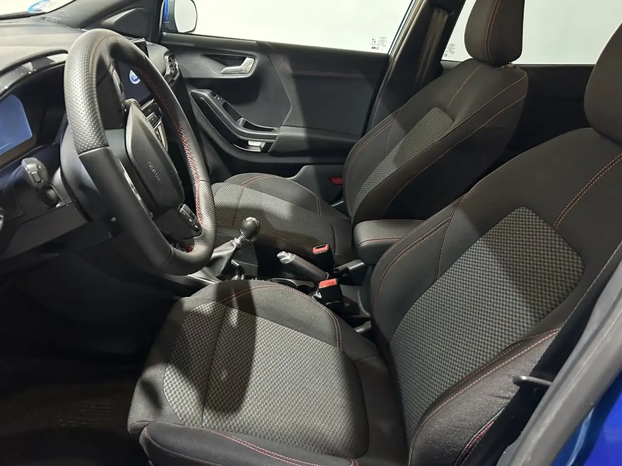 Ford Puma 1.0 EcoBoost MHEV ST-Line 125 — Vehicle gallery 15