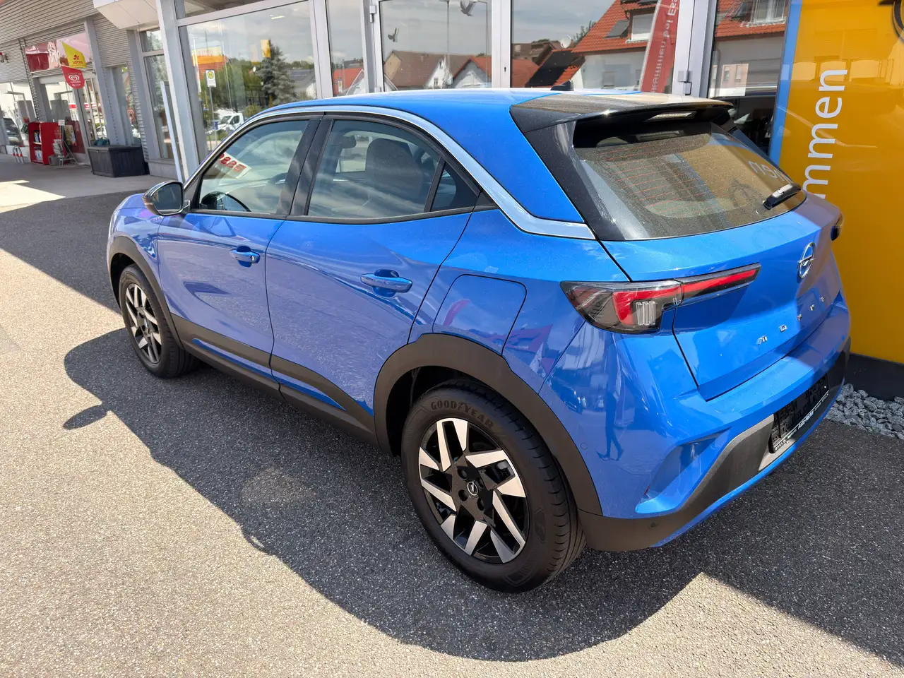 Opel Mokka B Elegance Navi,LED,Sitz+Lenkradheizung,R-Kamera,PDC,Alufelgen,Carplay,Tempomat,Klimaautomatik. — معرض صور السيارة 6