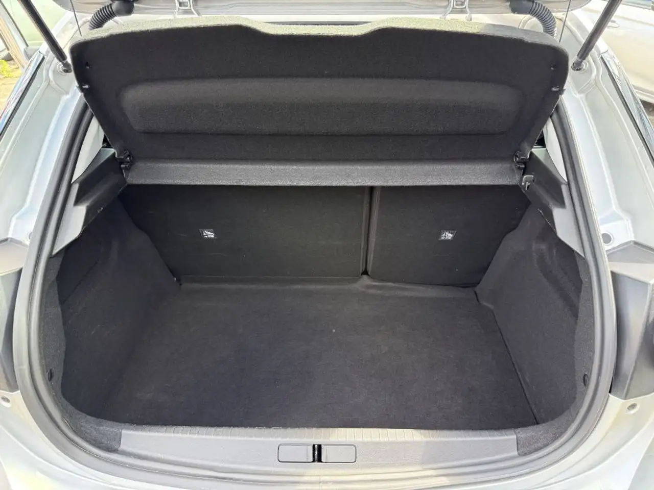 Opel Corsa 1.2 Direct Injection Turbo — Vehicle gallery 13