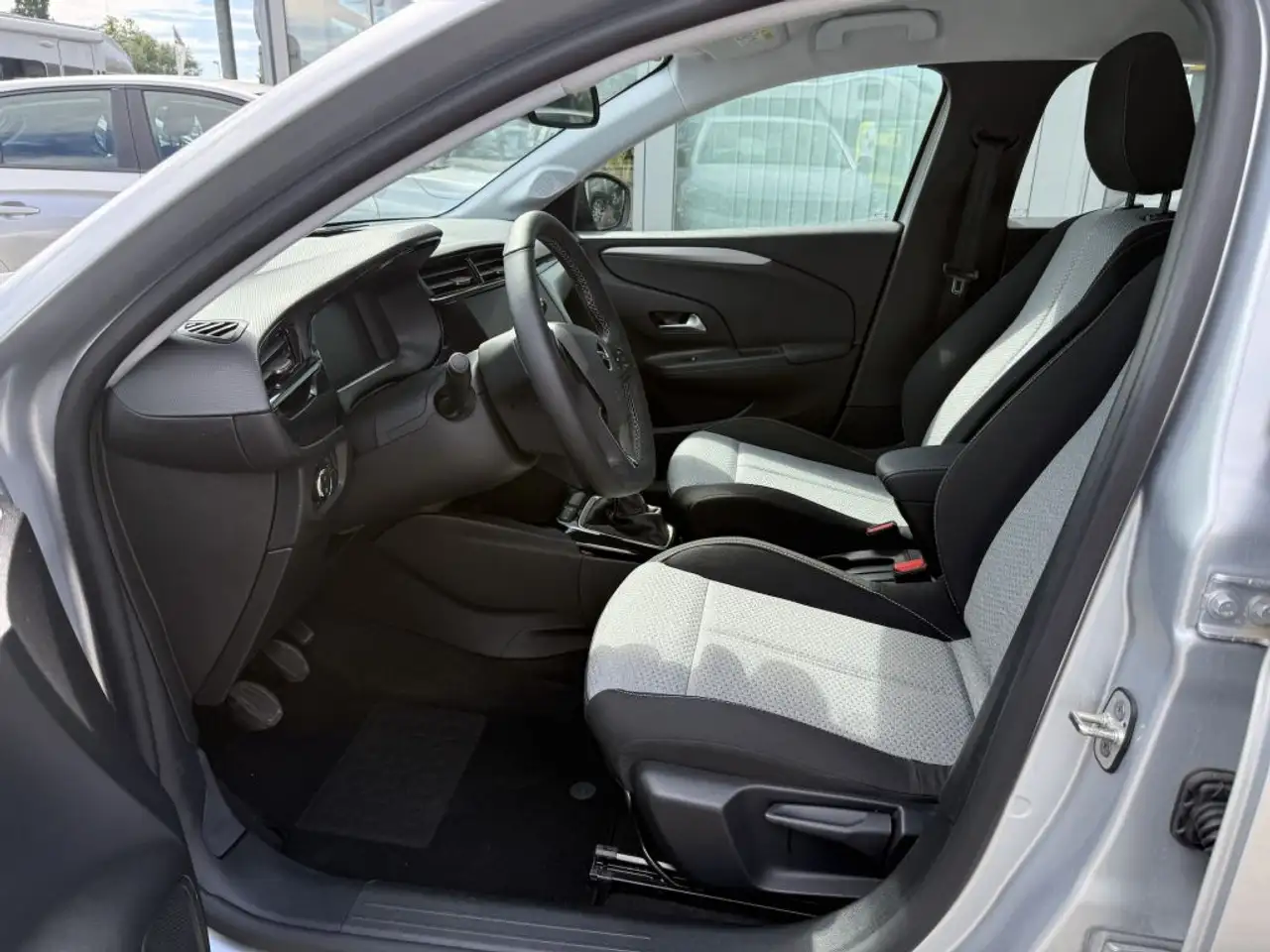 Opel Corsa 1.2 Direct Injection Turbo — Vehicle gallery 9