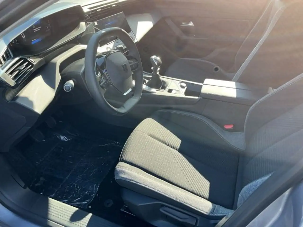 Peugeot 308 SW PureTech 130 Active Pack — Galería del vehículo 10
