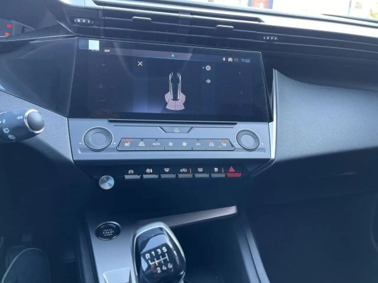 Peugeot 308 SW PureTech 130 Active Pack — Galería del vehículo 19