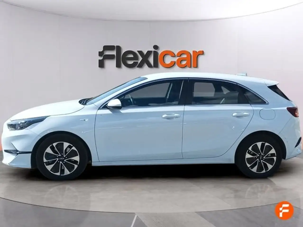 Kia Ceed / cee'd 1.0 T-GDI Drive 100 — معرض صور السيارة 7