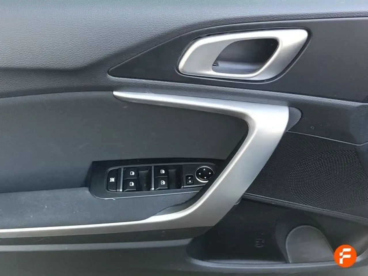 Kia Ceed / cee'd 1.0 T-GDI Drive 100 — معرض صور السيارة 21