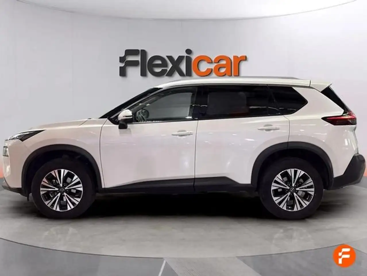 Nissan X-Trail 5pl 1.5T VC 120kW MHEV 4x2 N-Connecta — Vehicle gallery 4