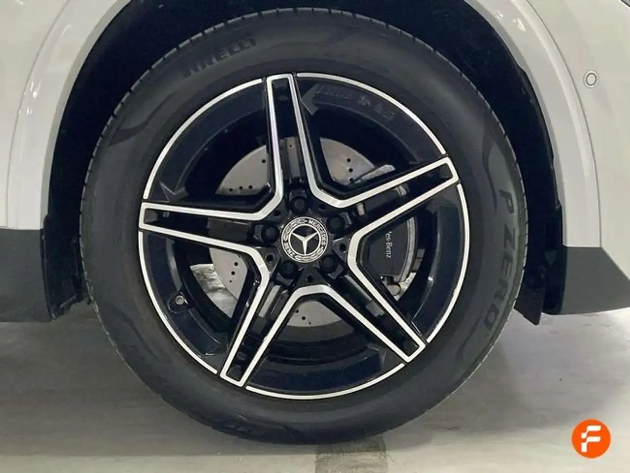 Mercedes-Benz GLA 200 — معرض صور السيارة 32