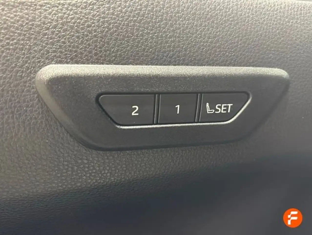 Toyota C-HR 200H GR Sport AWD — معرض صور السيارة 19