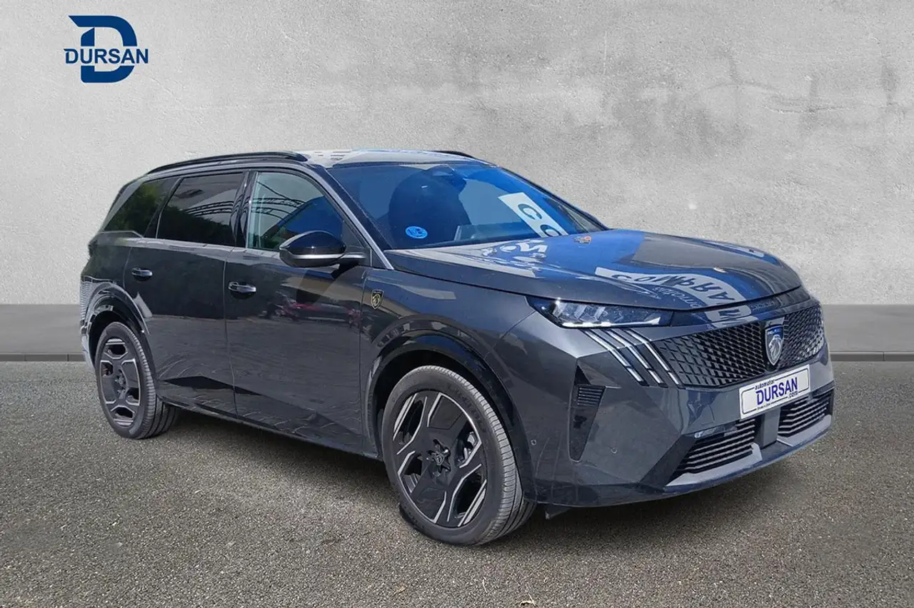 Peugeot 5008 Allure Eléctrico 157kW — Vehicle gallery 3