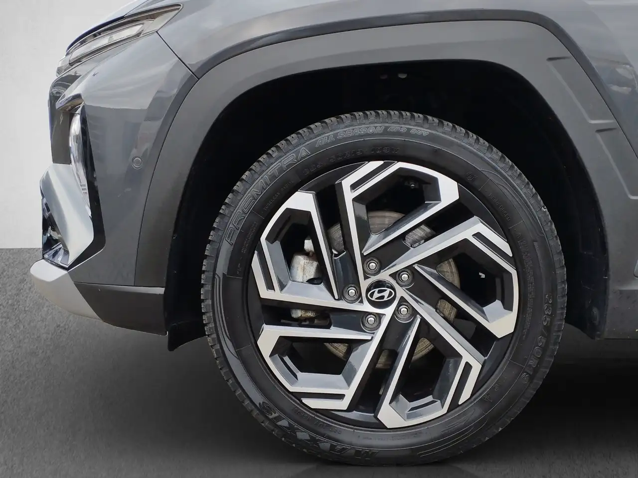 Hyundai TUCSON Plug-In-Hybrid 1.6 T-GDI 4WD Prime — معرض صور السيارة 15
