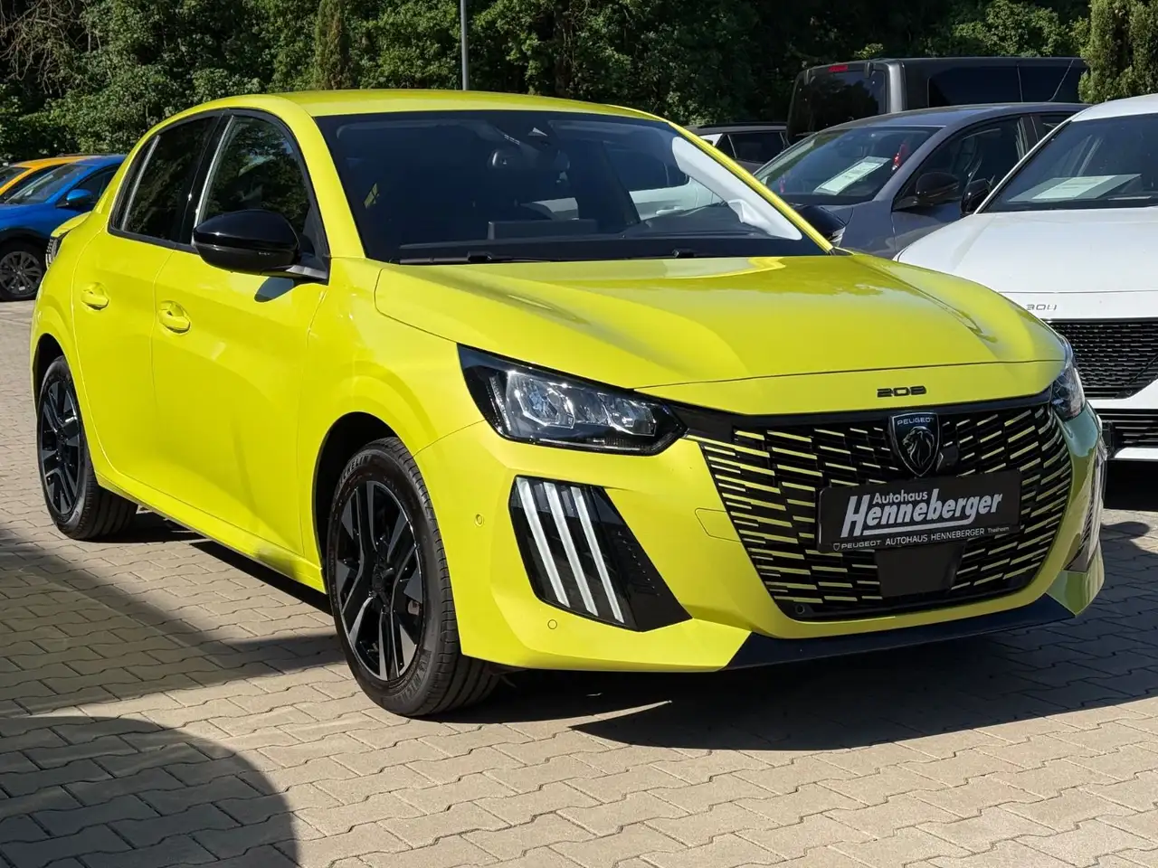 Peugeot 208 Allure 100 |Abstandstempomat| SHZ | 360° Kam — معرض صور السيارة 6