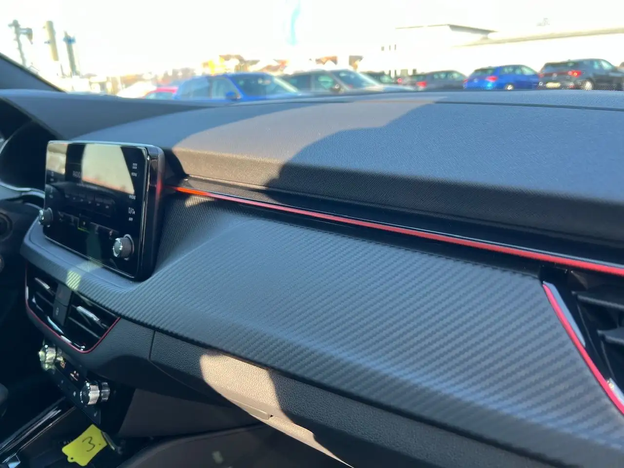 Skoda Kamiq 1,0 TSI DSG Monte Carlo Anschl. Garantie — Galerie du véhicule 11