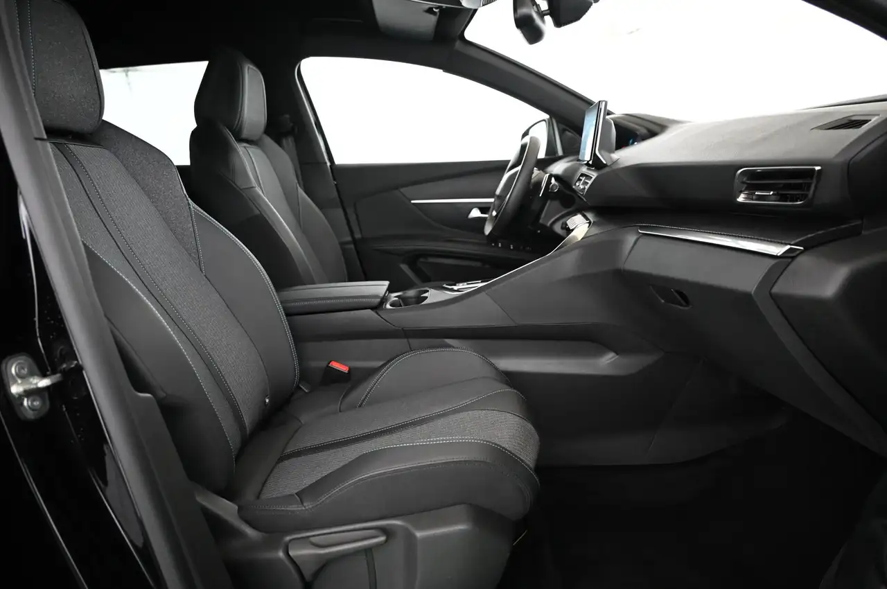 Peugeot 3008 1.6 180 PHEV e-EAT8 Allure-Pack LED/ACC/19 — معرض صور السيارة 26