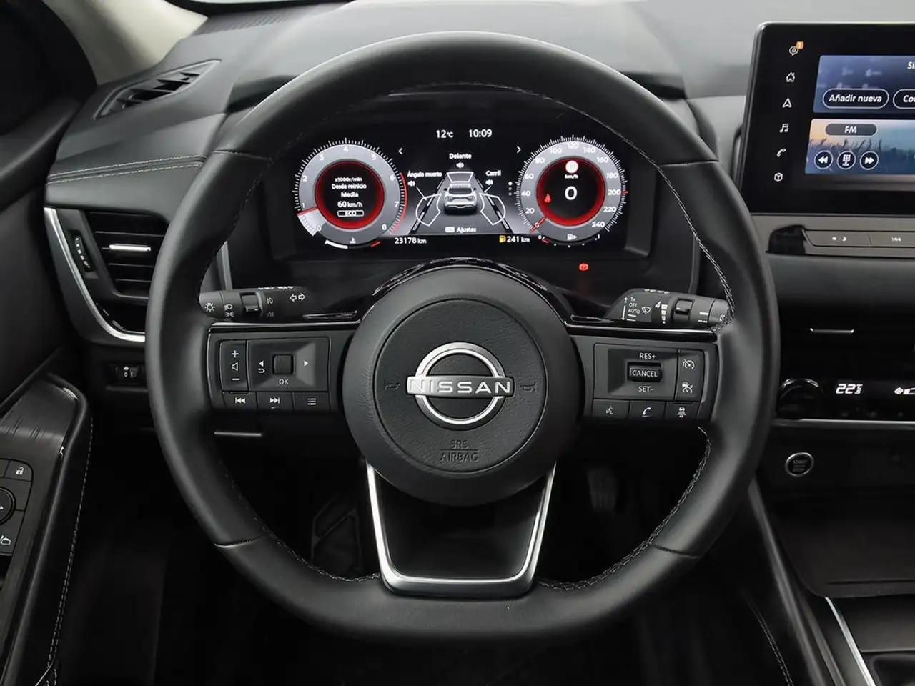 Nissan Qashqai DIG-T 103kW N-Connecta — Vehicle gallery 18