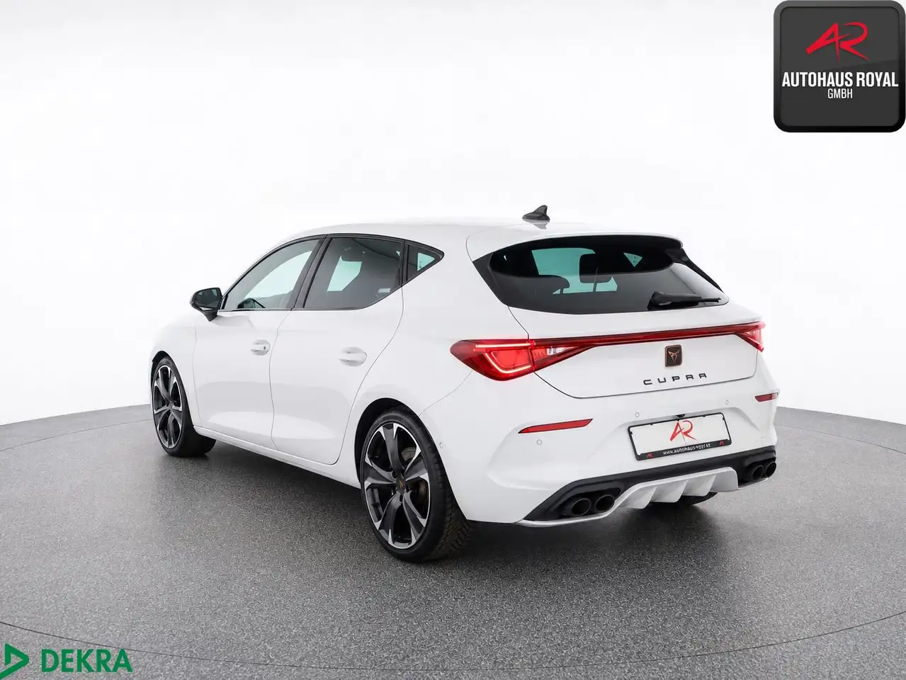 CUPRA Leon 2.0 TSI VZ KAMERA,PARKLENK,AMBIENTE,KESSY — معرض صور السيارة 3