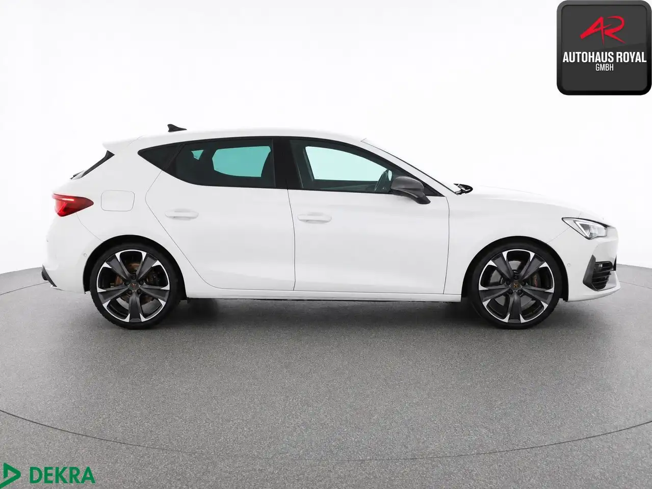 CUPRA Leon 2.0 TSI VZ KAMERA,PARKLENK,AMBIENTE,KESSY — معرض صور السيارة 6