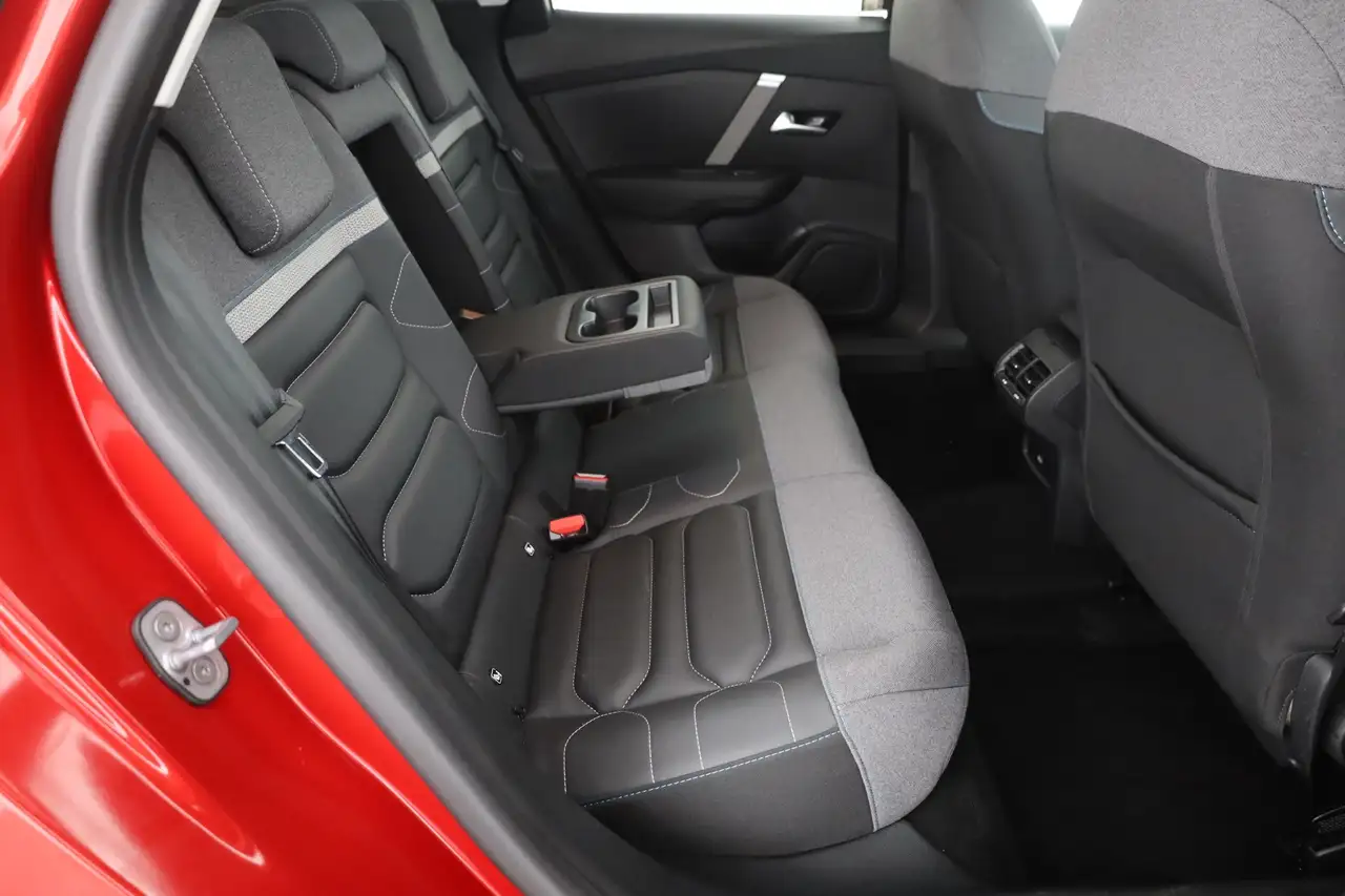 Citroen C4 PureTech 130 LED Navi 360° — Galería del vehículo 25