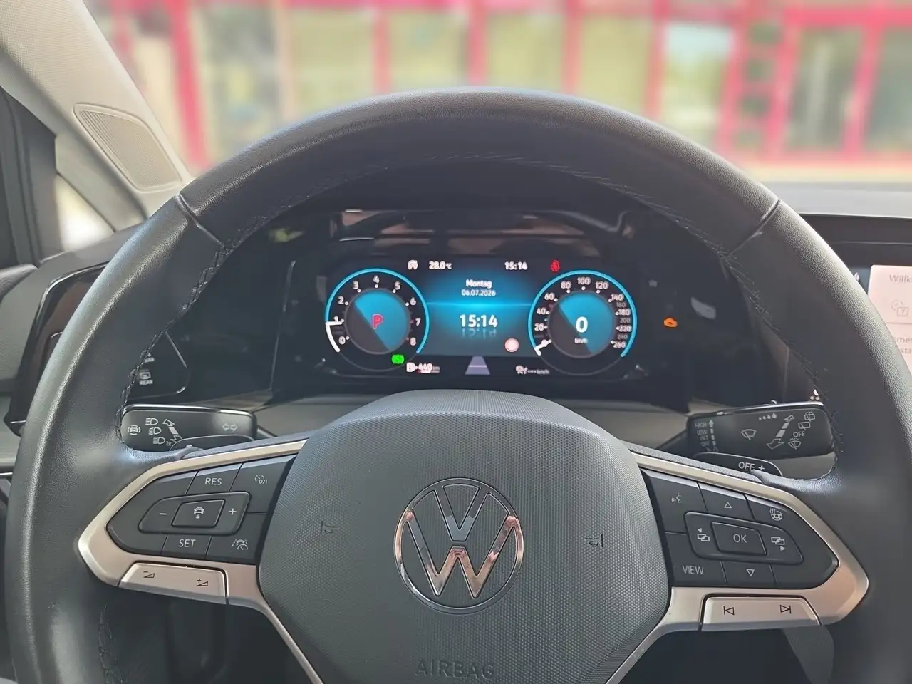 Volkswagen Golf VIII STYLE SPORT 2.0TSI 190PS DSG NP:45tEUR! MEMOR — Vehicle gallery 9