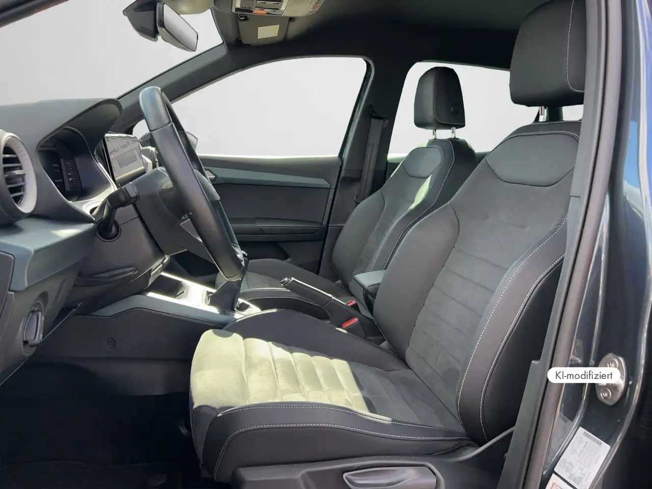 SEAT Arona 1.0 TSI Xperience RFK NAVI KLIMA SHZ CARPL — Vehicle gallery 12