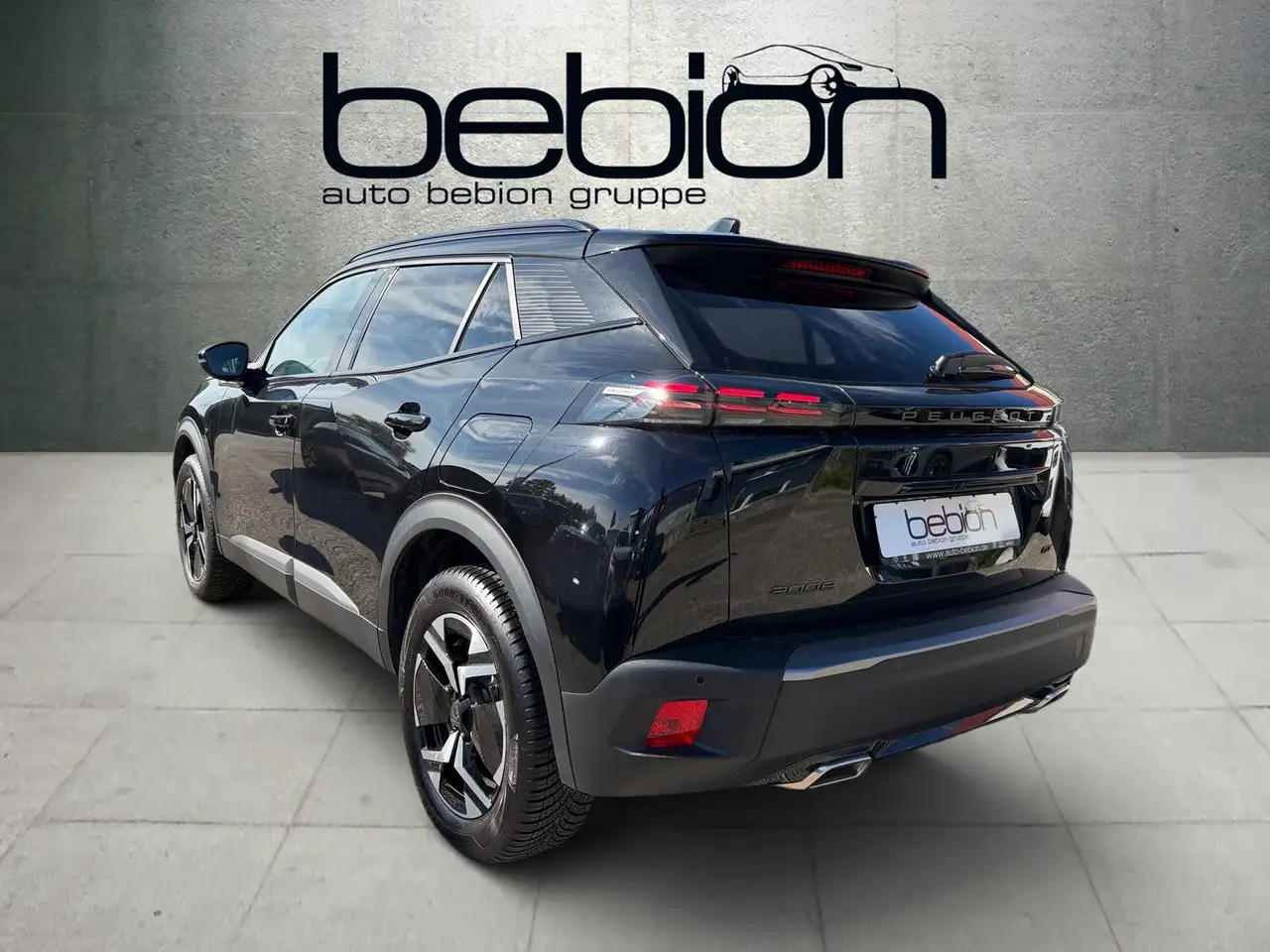 Peugeot 2008 1.2 PureTech 130 GT ACC KeyLess LED Navi — معرض صور السيارة 11