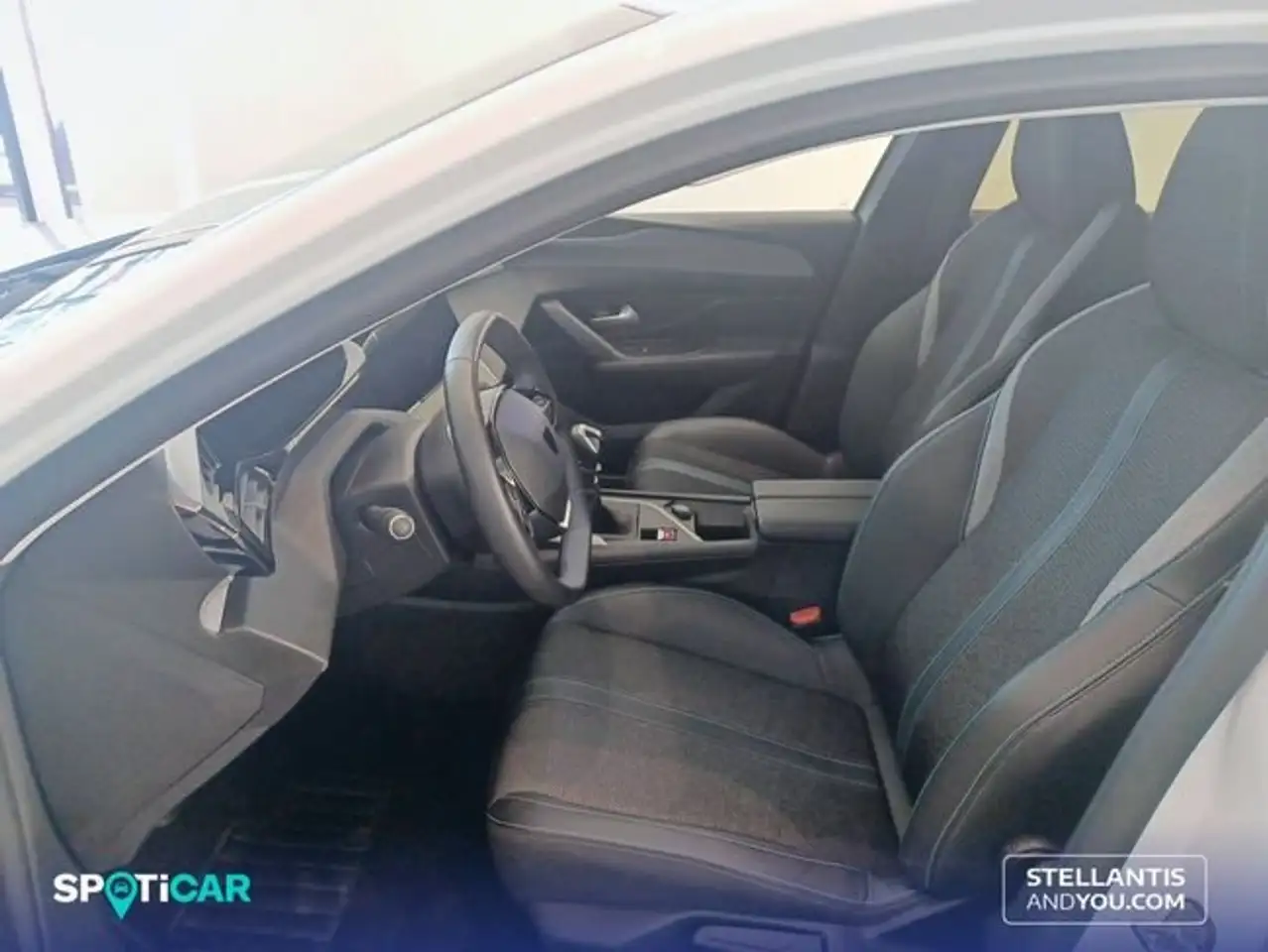 Peugeot 308 1.2 PureTech S&S Allure 130 — معرض صور السيارة 6