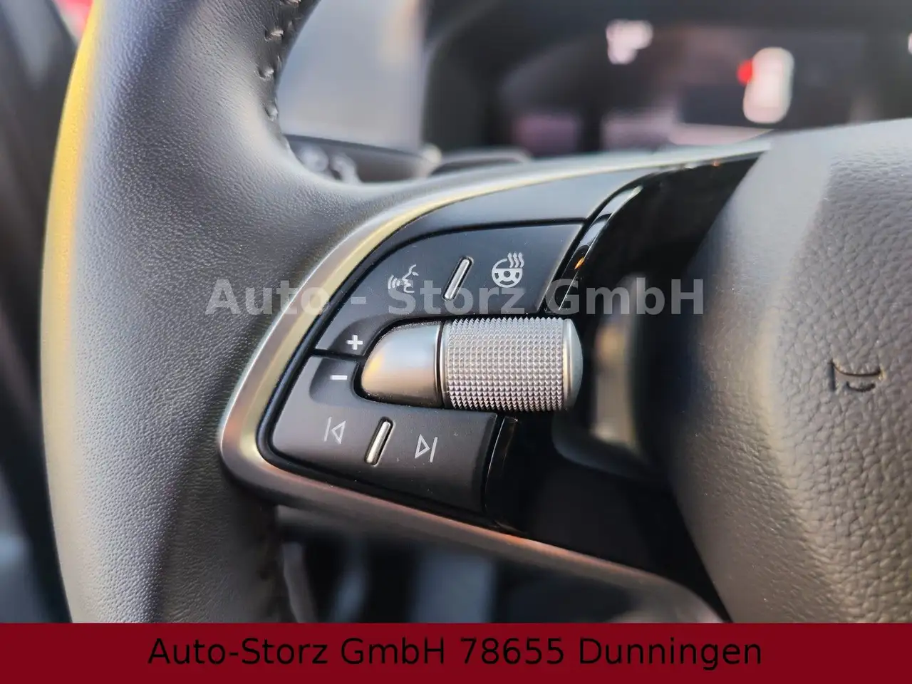 Skoda Karoq 1.5TSI DSG Selection/VC/PDC/LED/APP/CAM — معرض صور السيارة 20