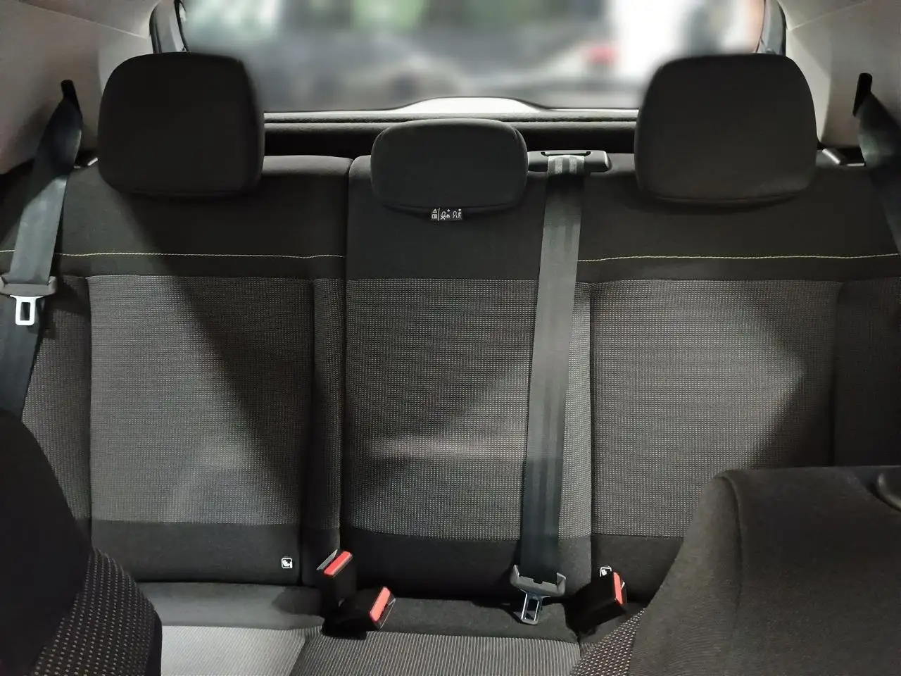 Citroen C3 Max Pure Tech Allwetterreifen, Navi, Kamera — معرض صور السيارة 8