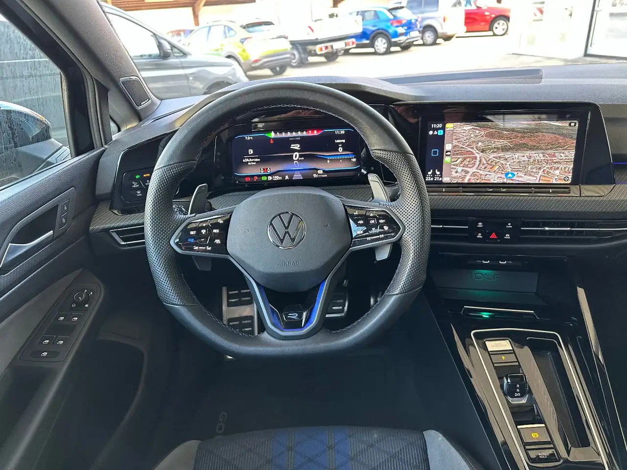 Volkswagen Golf VIII R 2.0 TSI DSG 4MOTION // R-Performance — معرض صور السيارة 14