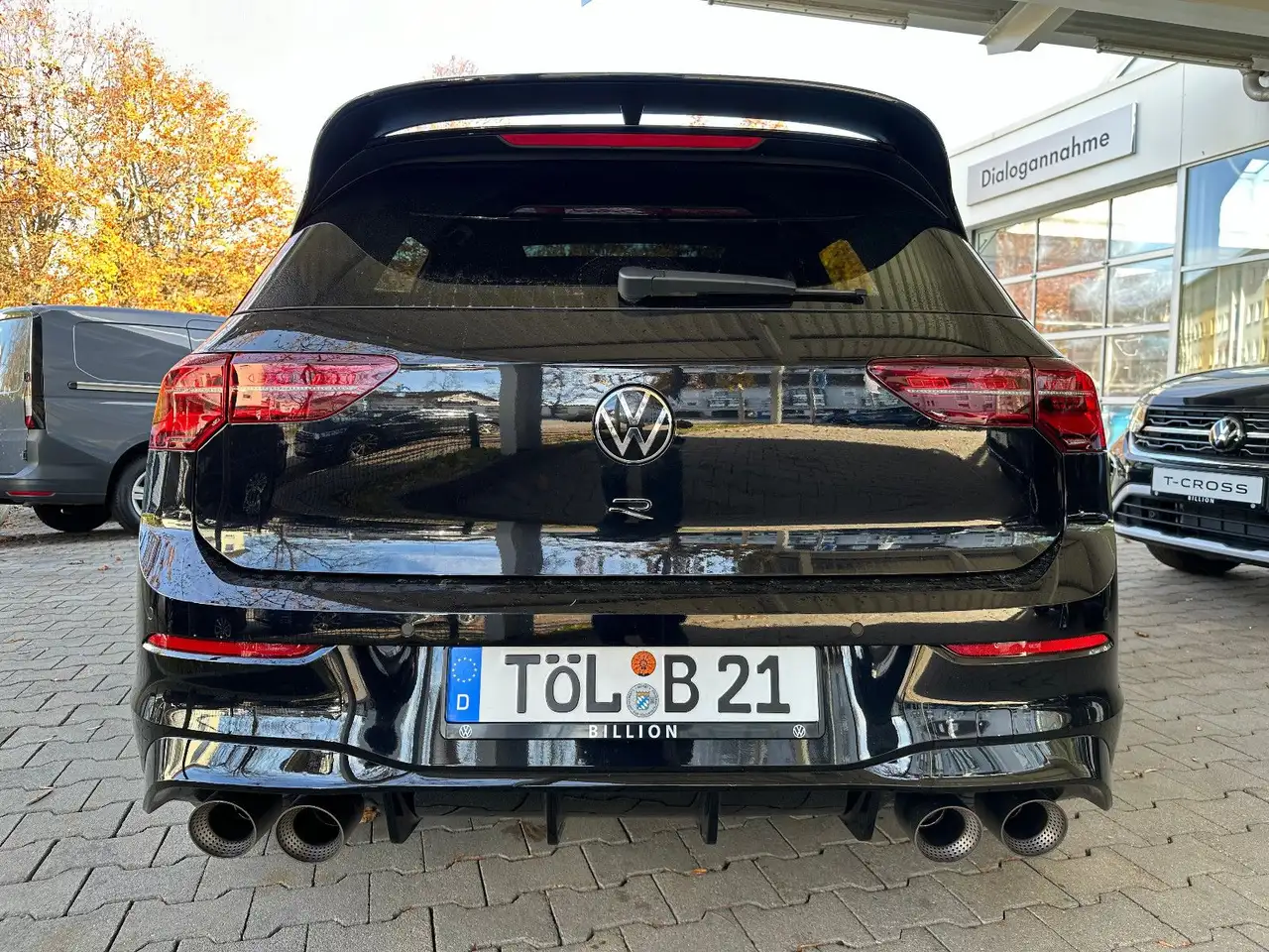Volkswagen Golf VIII R 2.0 TSI DSG 4MOTION // R-Performance — معرض صور السيارة 8