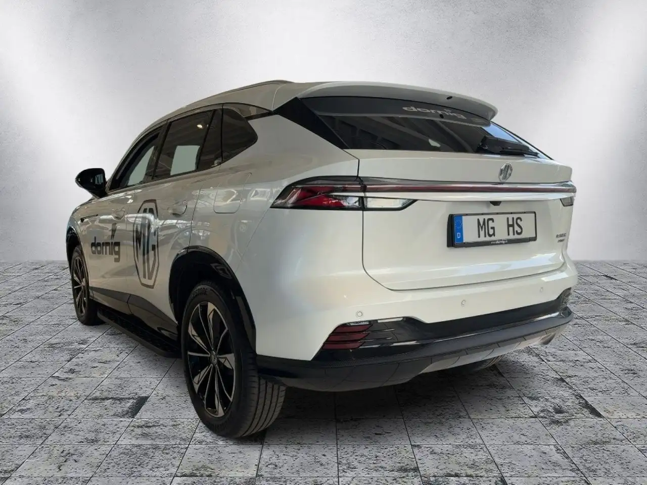 MG HS PHEV Luxury MY24 — Vehicle gallery 4