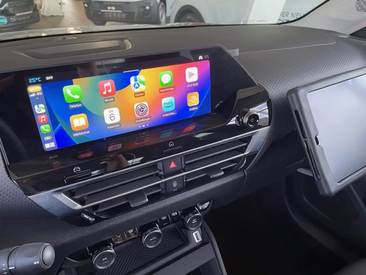 Citroen C4 C4ë Elektro 136 Feel Elektro reduzierter Preis — Galería del vehículo 10