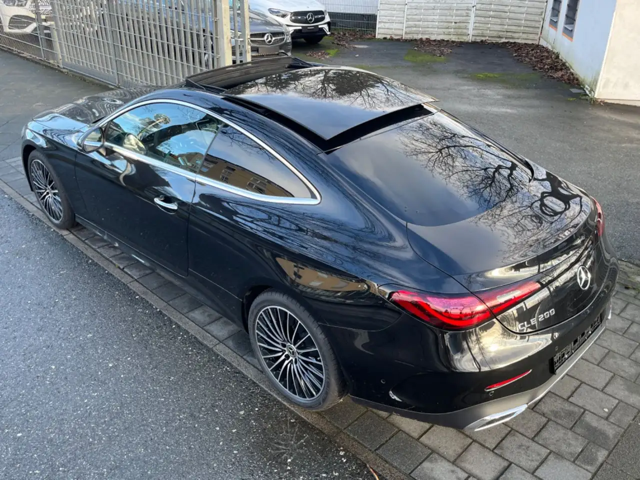 Mercedes-Benz CLE 200 CLE200 *AMG*Pano*Memory*Keyless*Distronic*360° — Galerie du véhicule 15