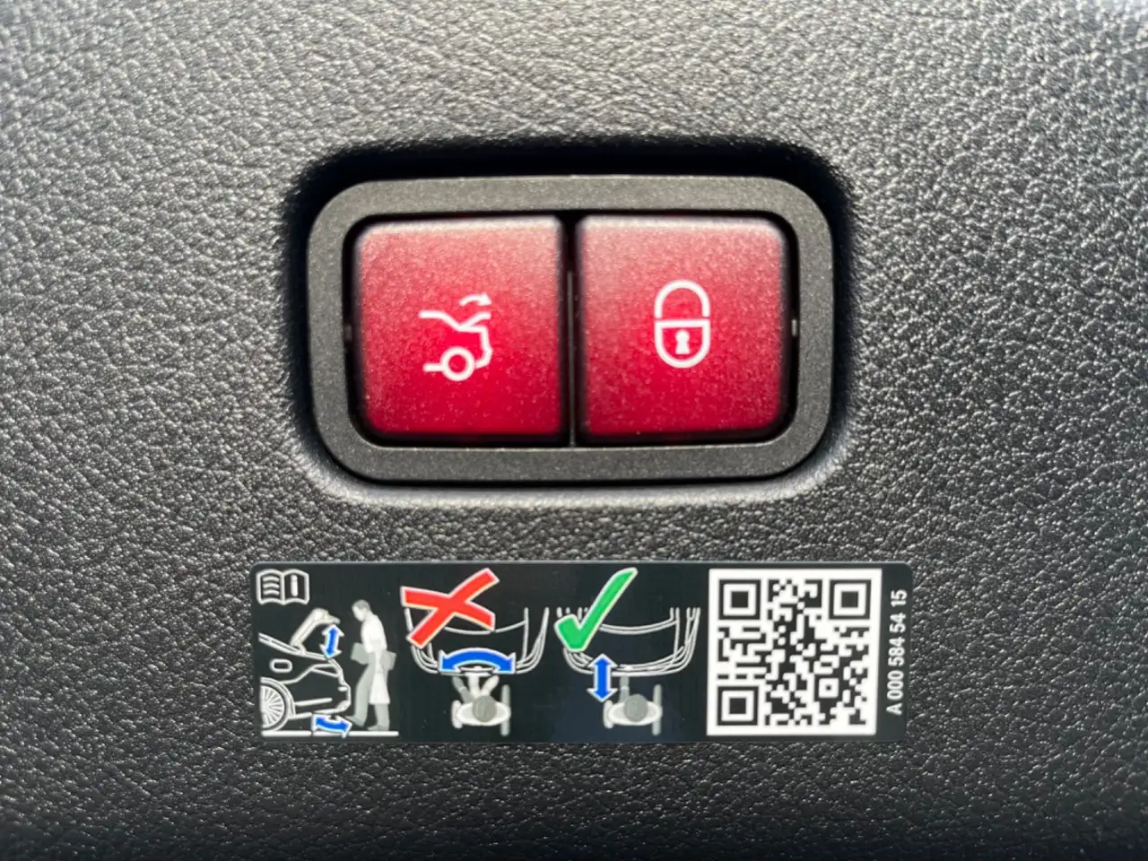Mercedes-Benz CLE 200 CLE200 *AMG*Pano*Memory*Keyless*Distronic*360° — Galerie du véhicule 23