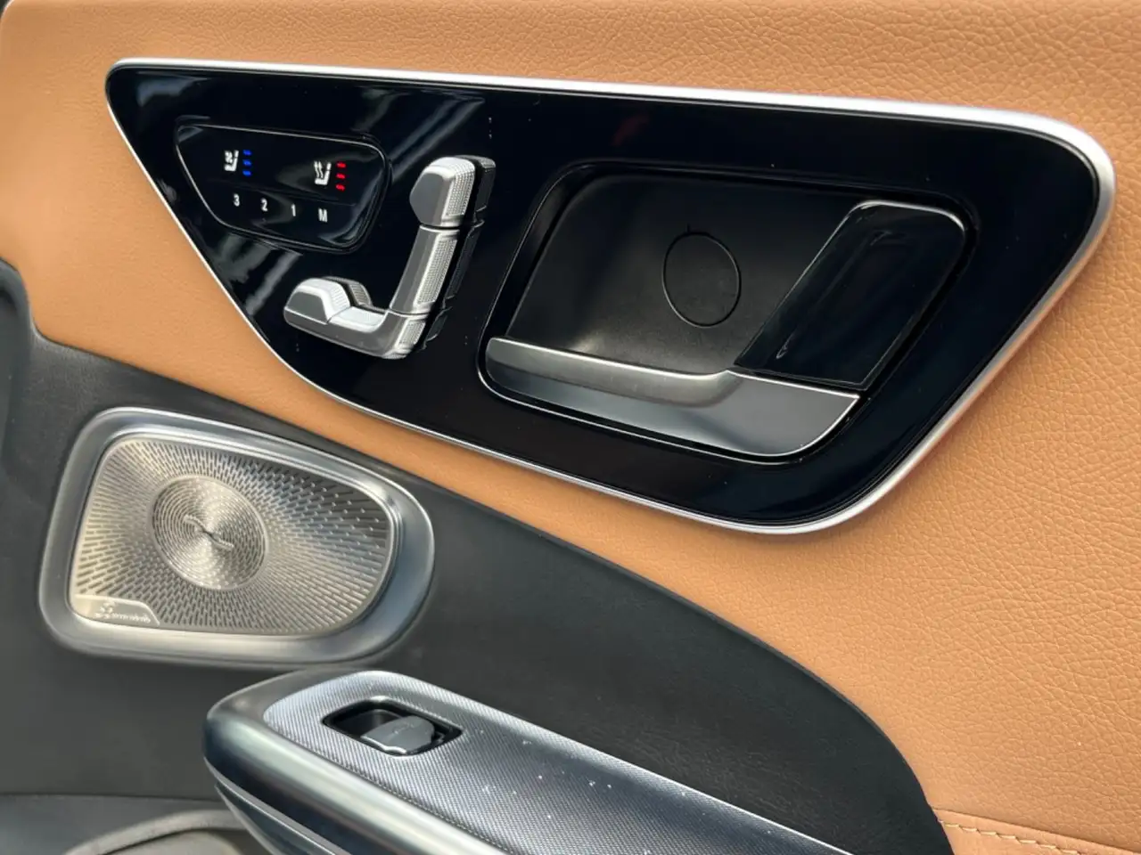 Mercedes-Benz CLE 200 CLE200 *AMG*Pano*Memory*Keyless*Distronic*360° — Galerie du véhicule 22
