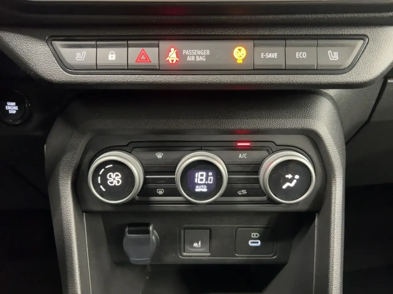 Dacia Jogger EXTREME FULL HYBRID 140 7 SITZER — معرض صور السيارة 16